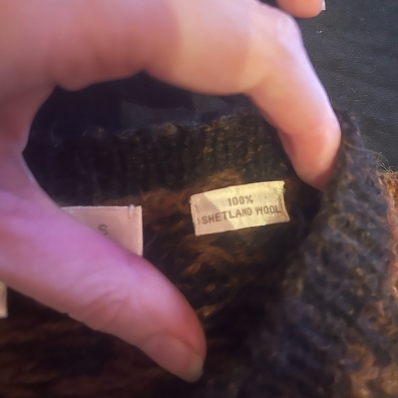Vintage Perry Ellis Leopard Print Hand Knit Shetland Wool sweater size small - Picture 4 of 6